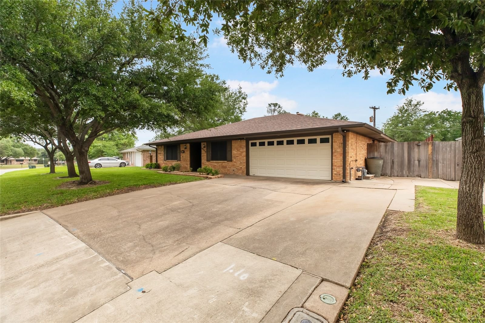 Real estate property located at 3514 Carter Creek, Brazos, Briargrove Ph 4, Bryan, TX, US
