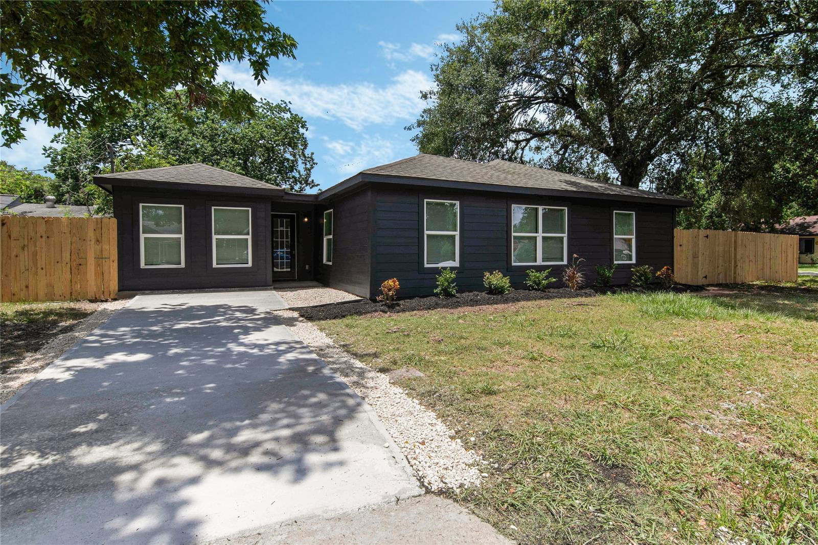 Real estate property located at 5542 Shamrock, Harris, Forest Oaks R/P, Houston, TX, US