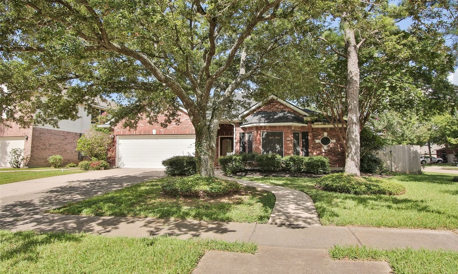 Real estate property located at 402 Prattwood, Galveston, Claremont Park Sec 3 2000, League City, TX, US