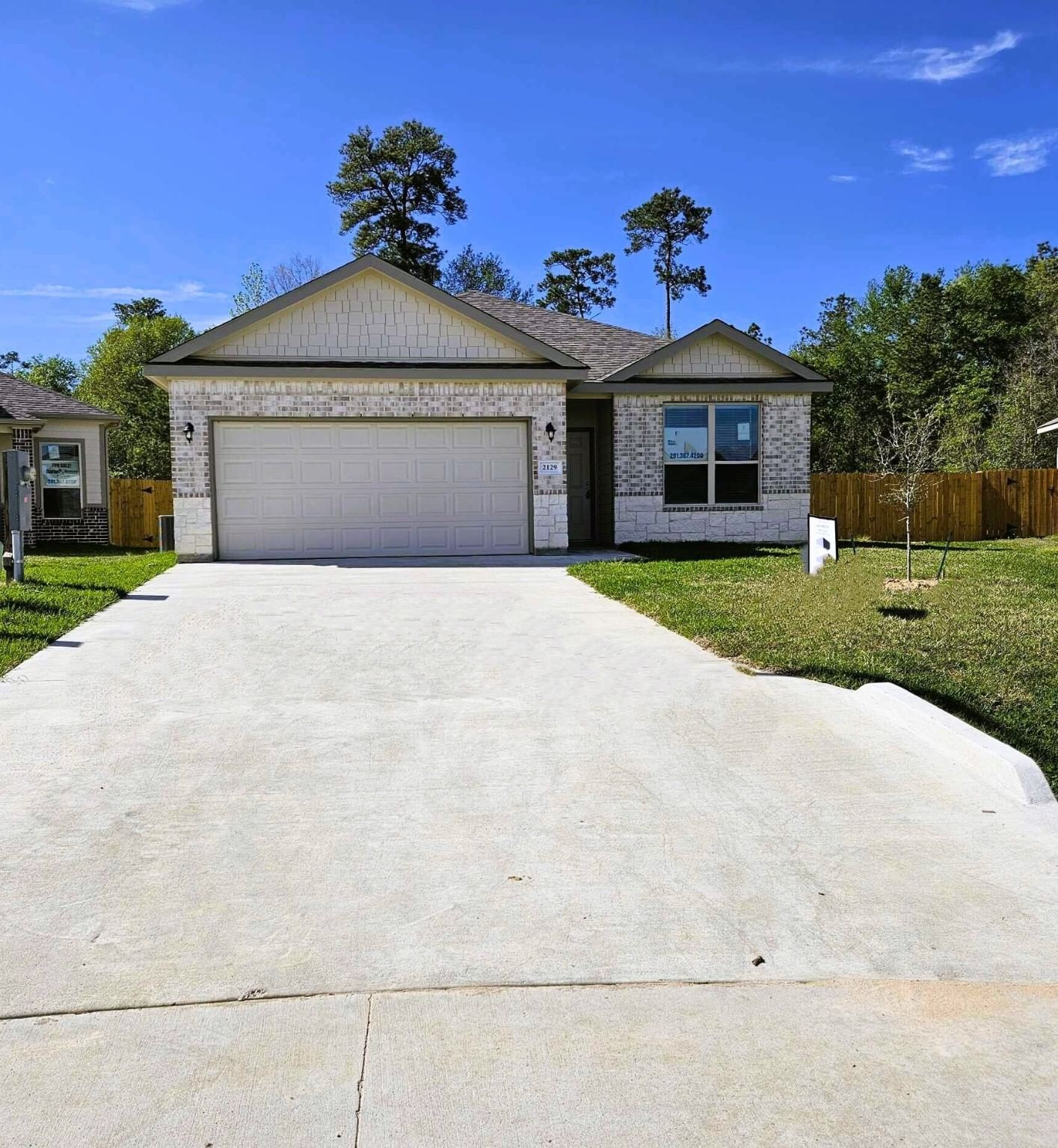 Real estate property located at 2129 Cedar Bend, Montgomery, Cedar Crossing 01, Conroe, TX, US