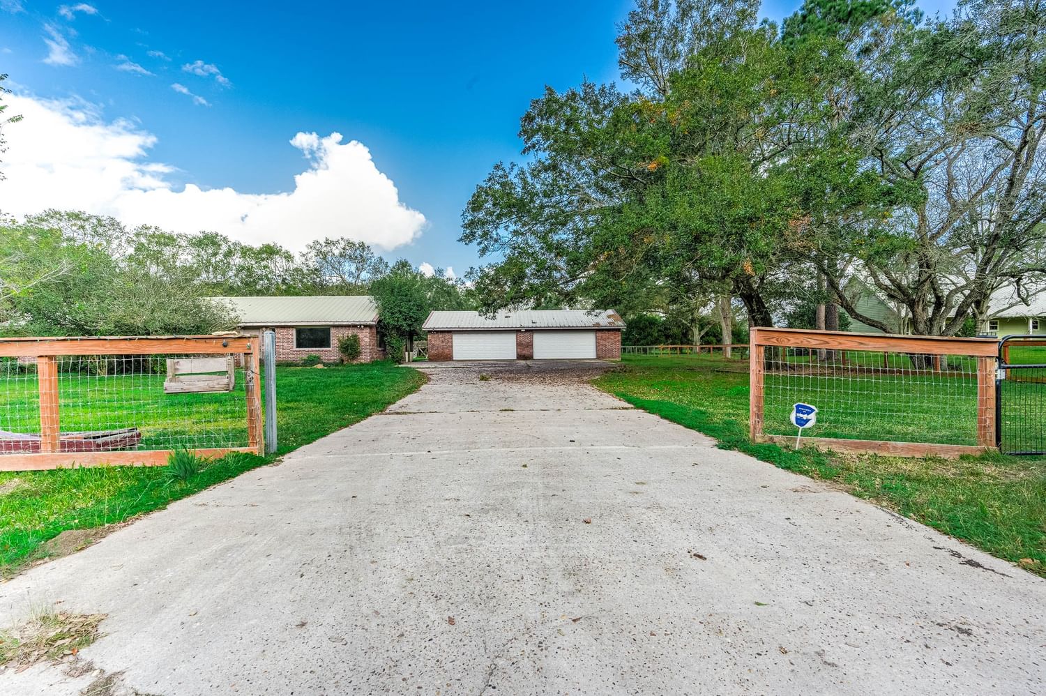 Real estate property located at 13820 Bryan #951, Brazoria, Oak Creek Village, Alvin, TX, US