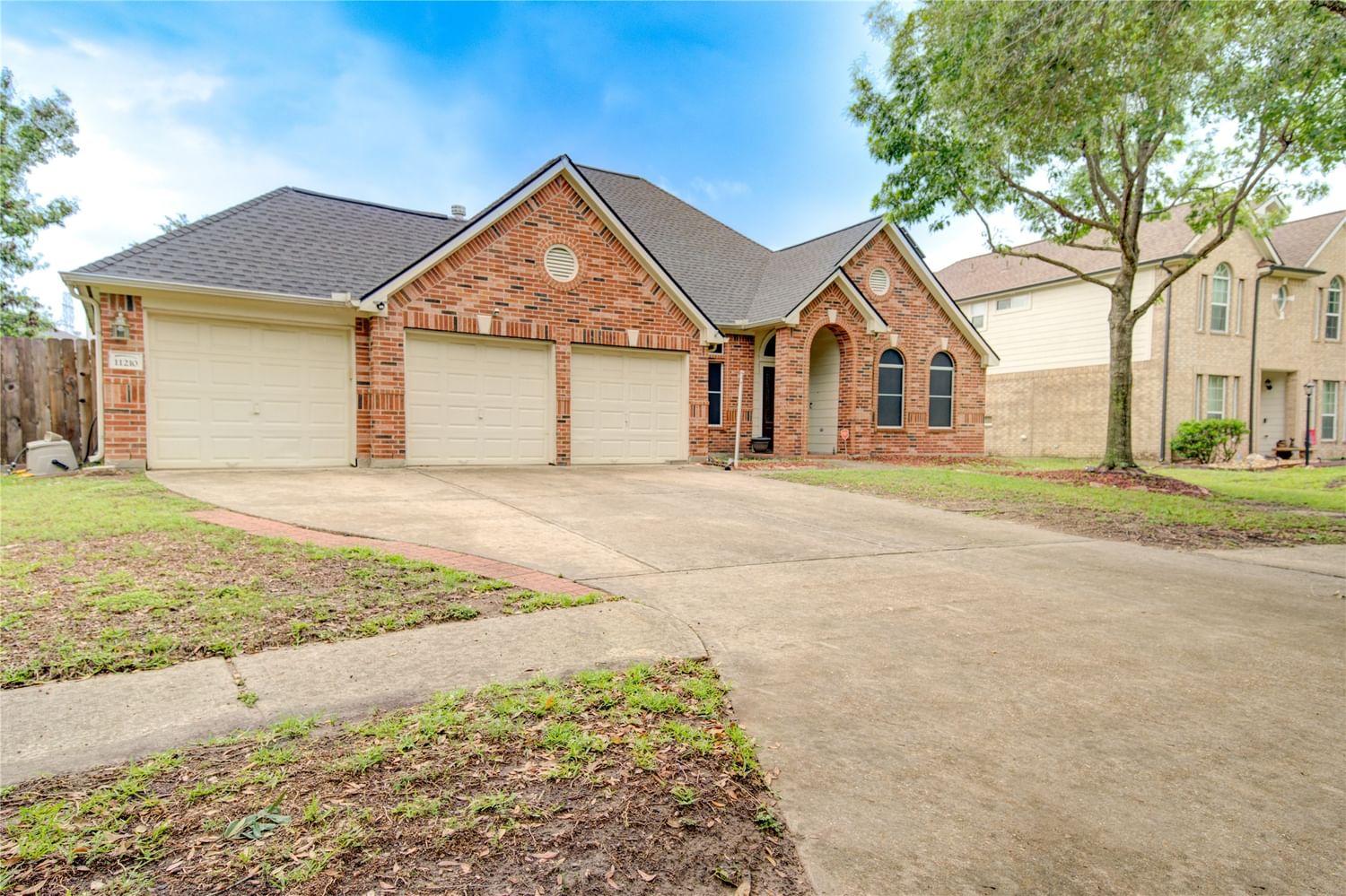 Real estate property located at 11210 Timbercreek Falls, Harris, Riata Ranch Sec 09, Houston, TX, US