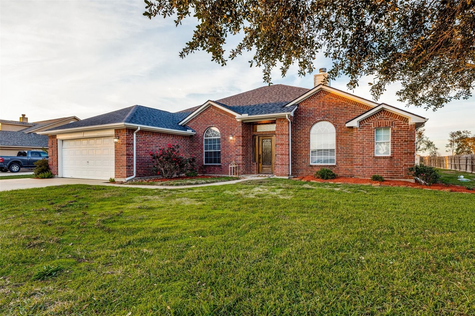 Real estate property located at 2015 Caroline, Chambers, Maley Woods Ph 03, Baytown, TX, US