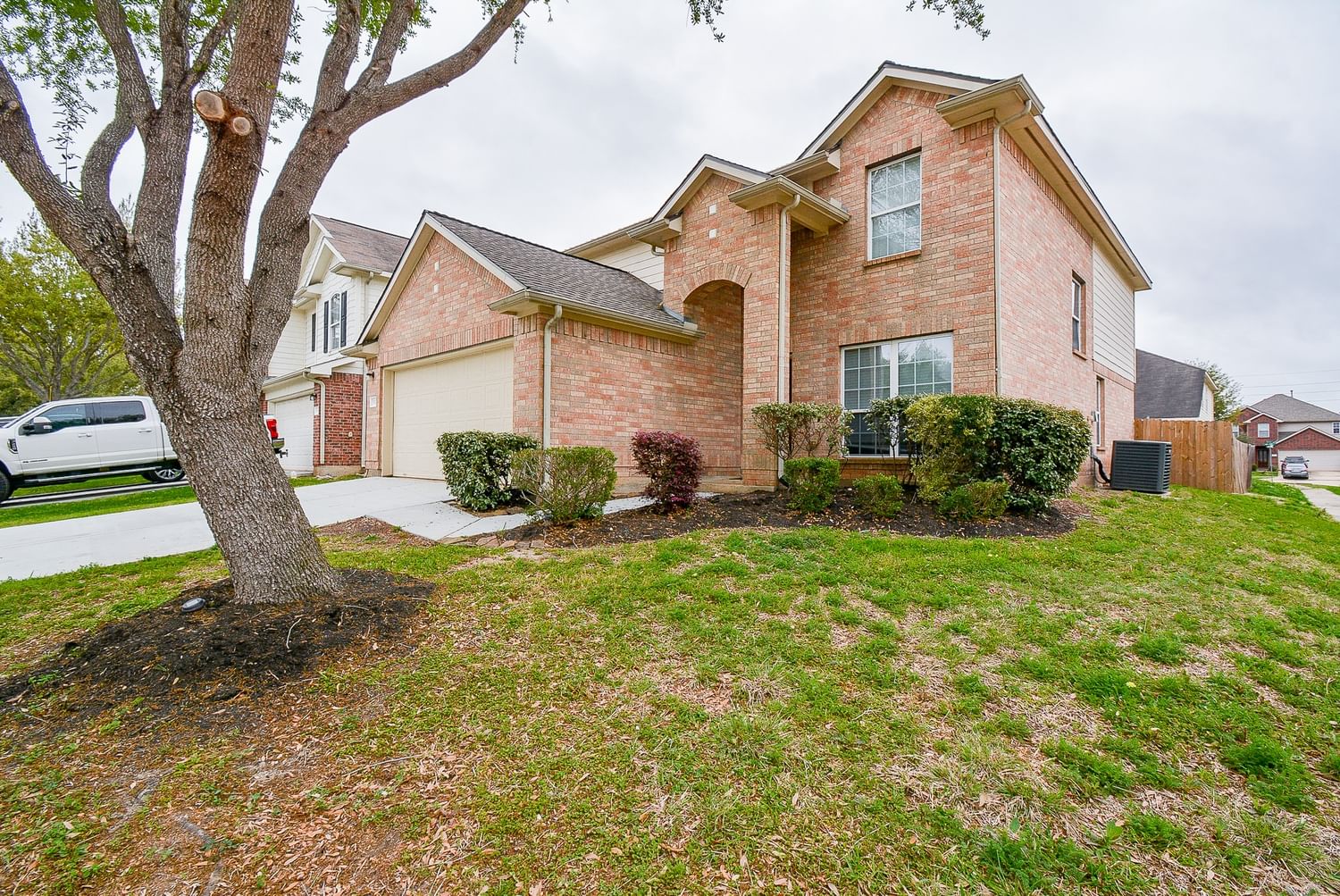 Real estate property located at 17923 Hollow Hill, Fort Bend, Mission Oaks, Richmond, TX, US