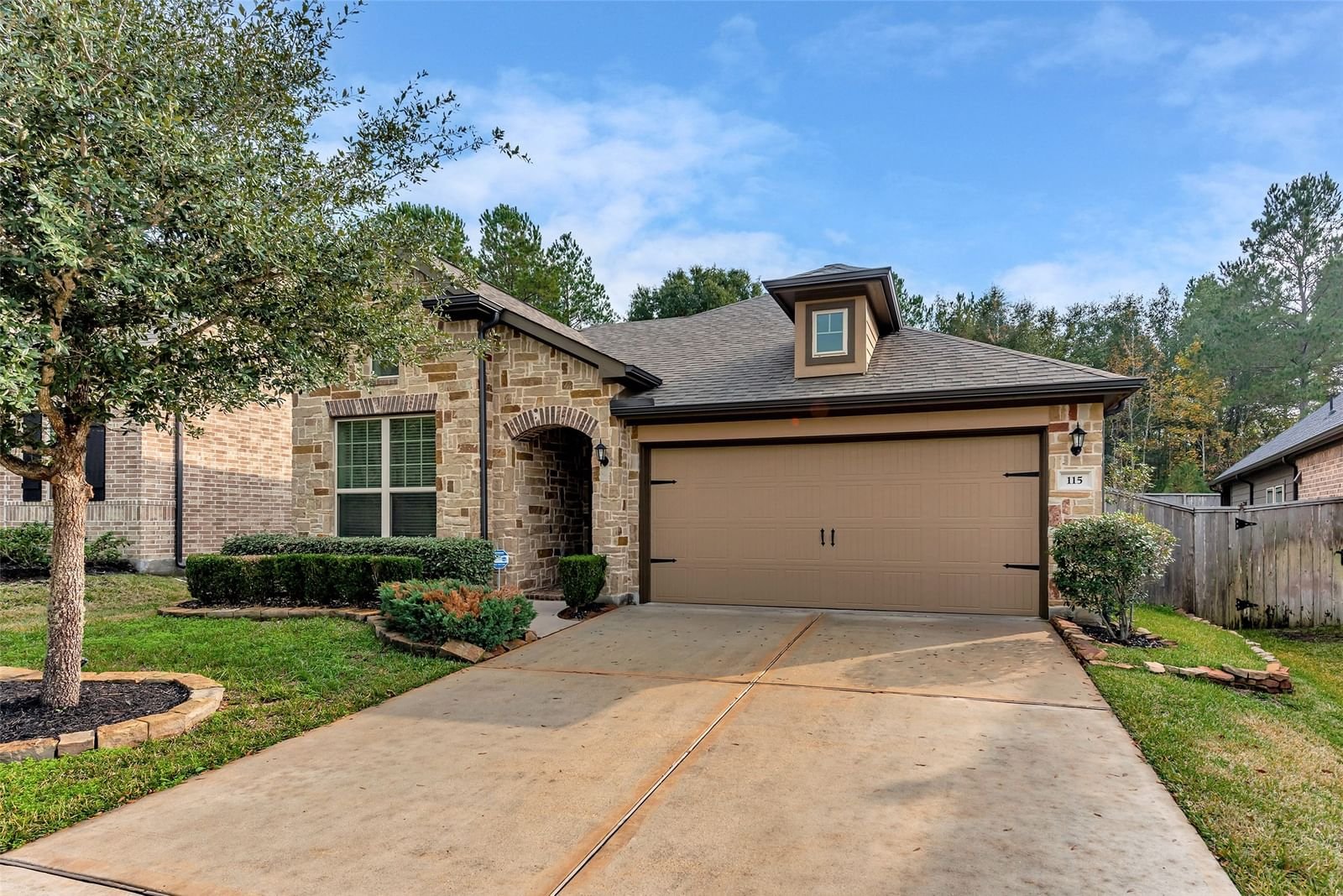 Real estate property located at 115 Sunrise Haven, Montgomery, Woodforest 65, Montgomery, TX, US
