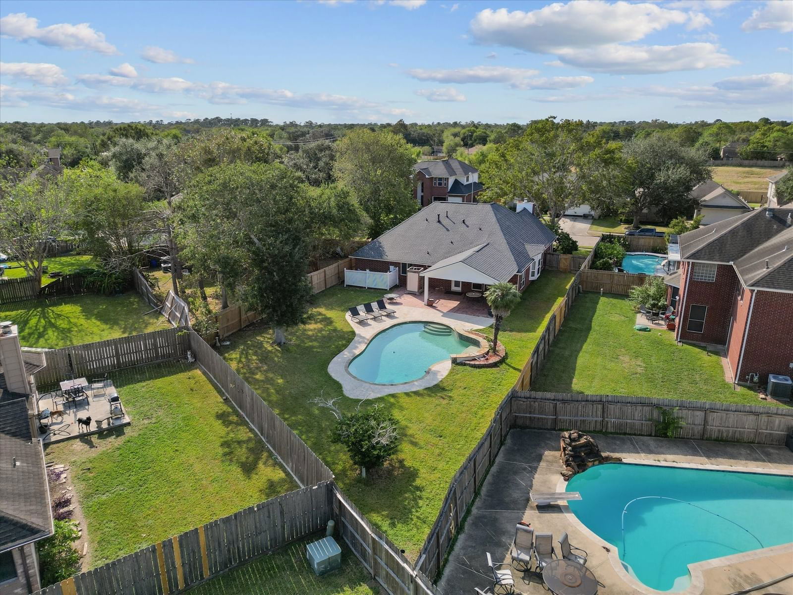 Real estate property located at 16035 Cedar Gully, Harris, Heritage Park Sec 15, Friendswood, TX, US