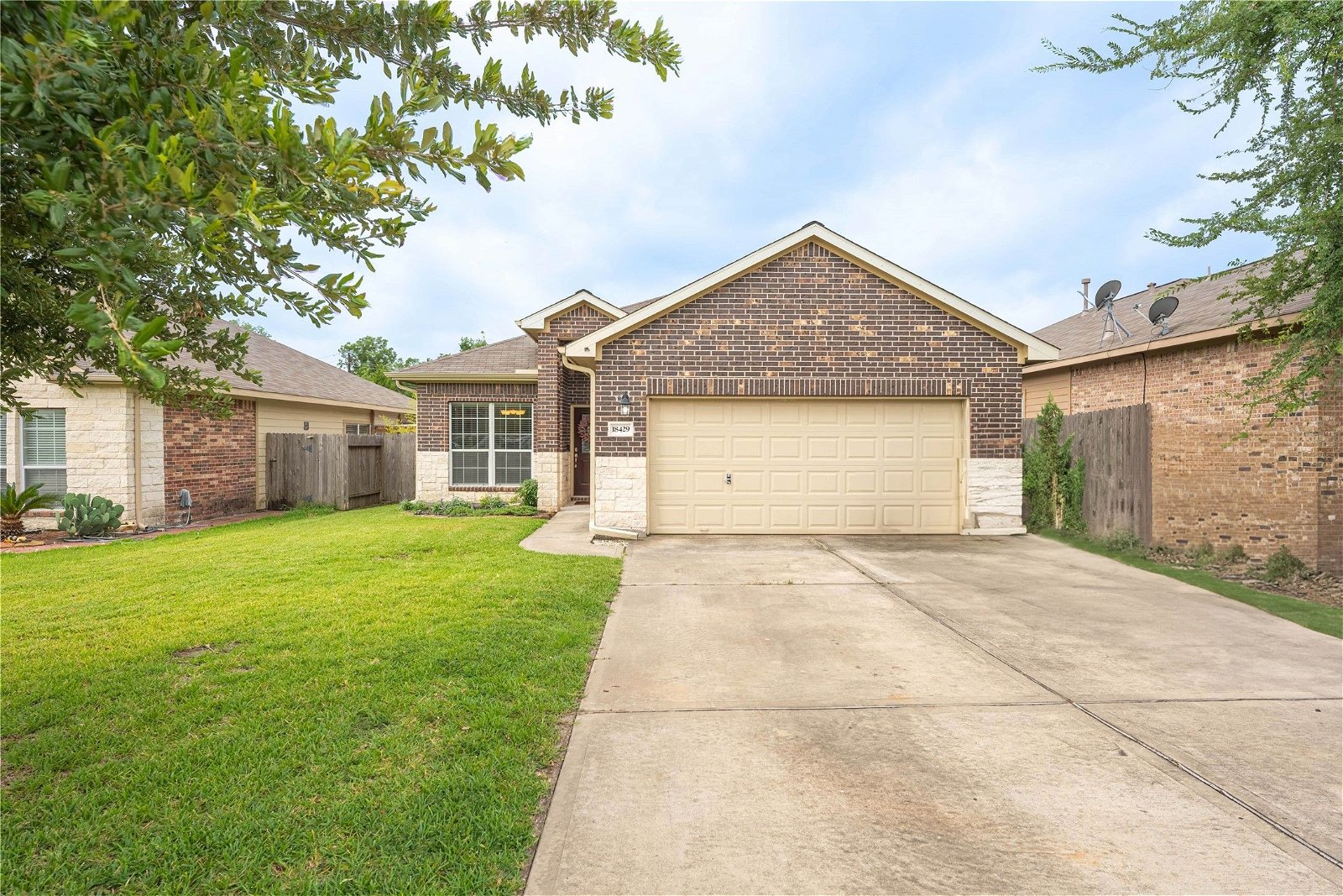 Real estate property located at 18429 Sunrise Maple, Montgomery, Montgomery, TX, US