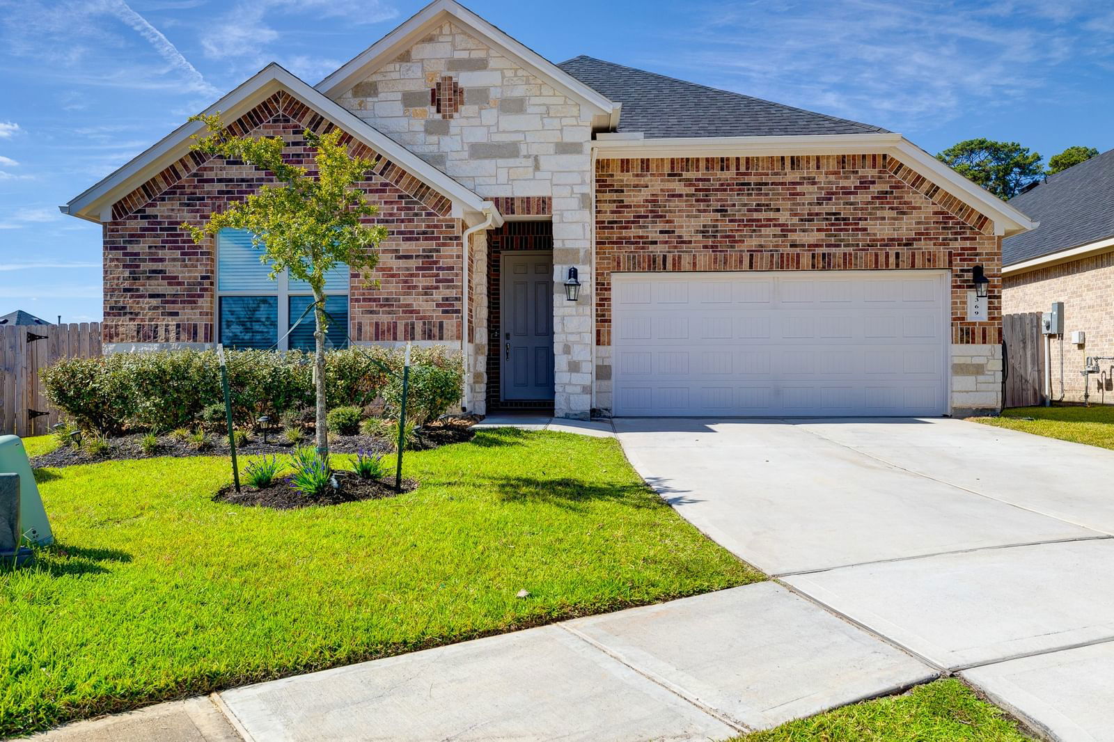 Real estate property located at 369 Pleasant Hill, Montgomery, Hills of Westlake, Conroe, TX, US