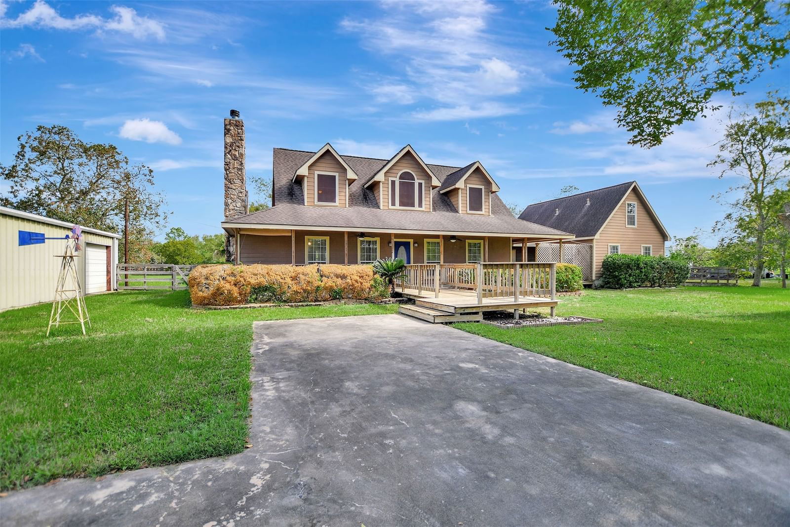 Real estate property located at 17903 County Road 125, Brazoria, Pearland, TX, US