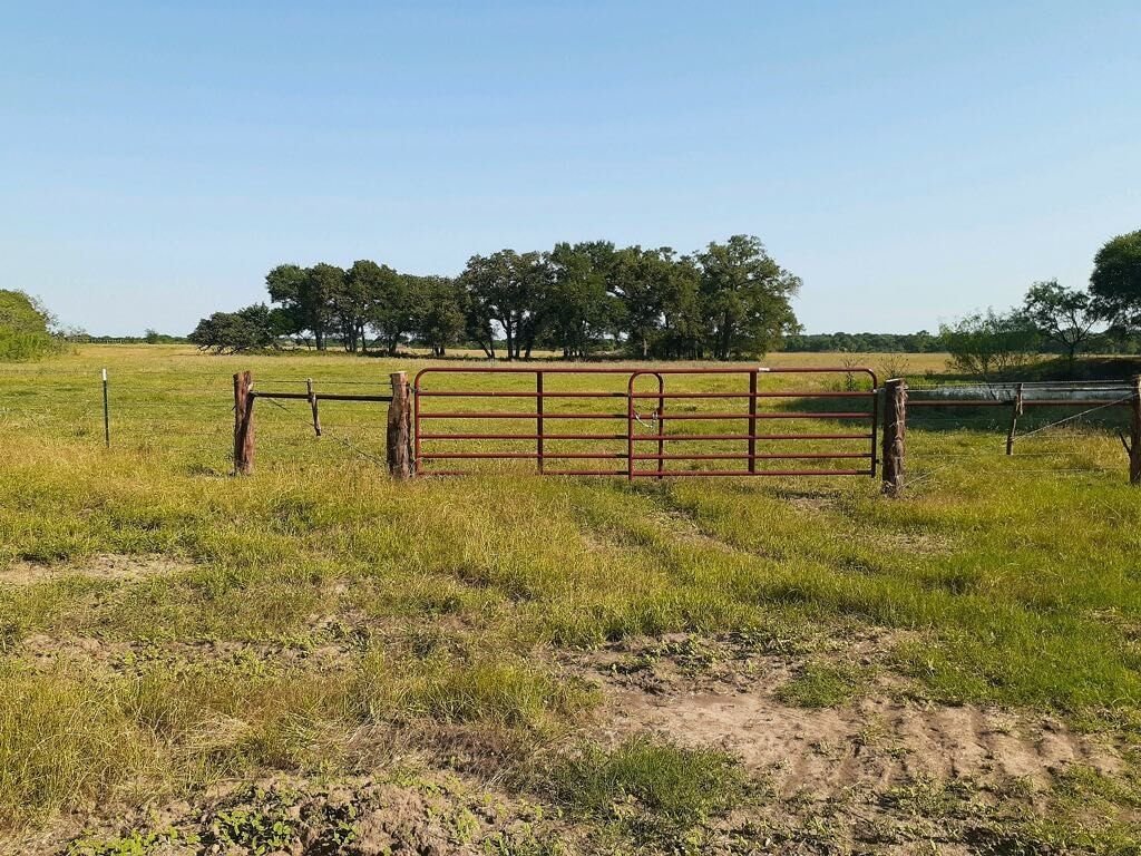 Real estate property located at 000 County Rd 245, Falls, Anderson Hugh, Kosse, TX, US