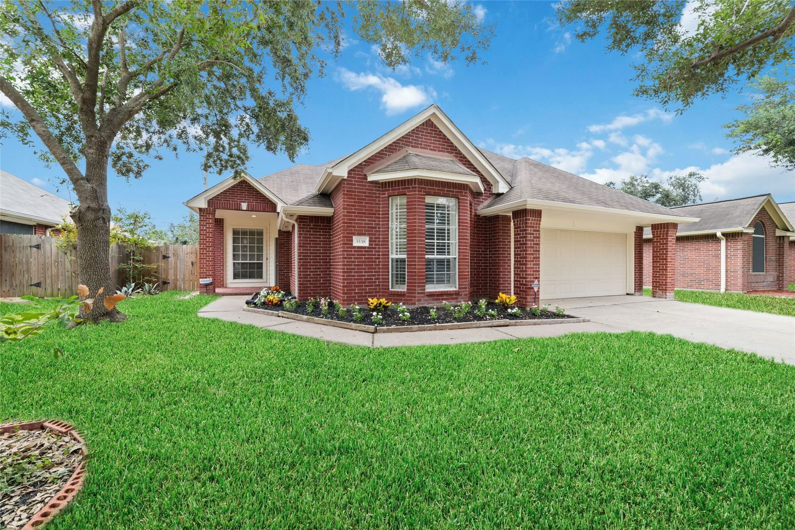 Real estate property located at 3538 Lakearies, Harris, Lakes Of Bridgewater Sec 1, Katy, TX, US