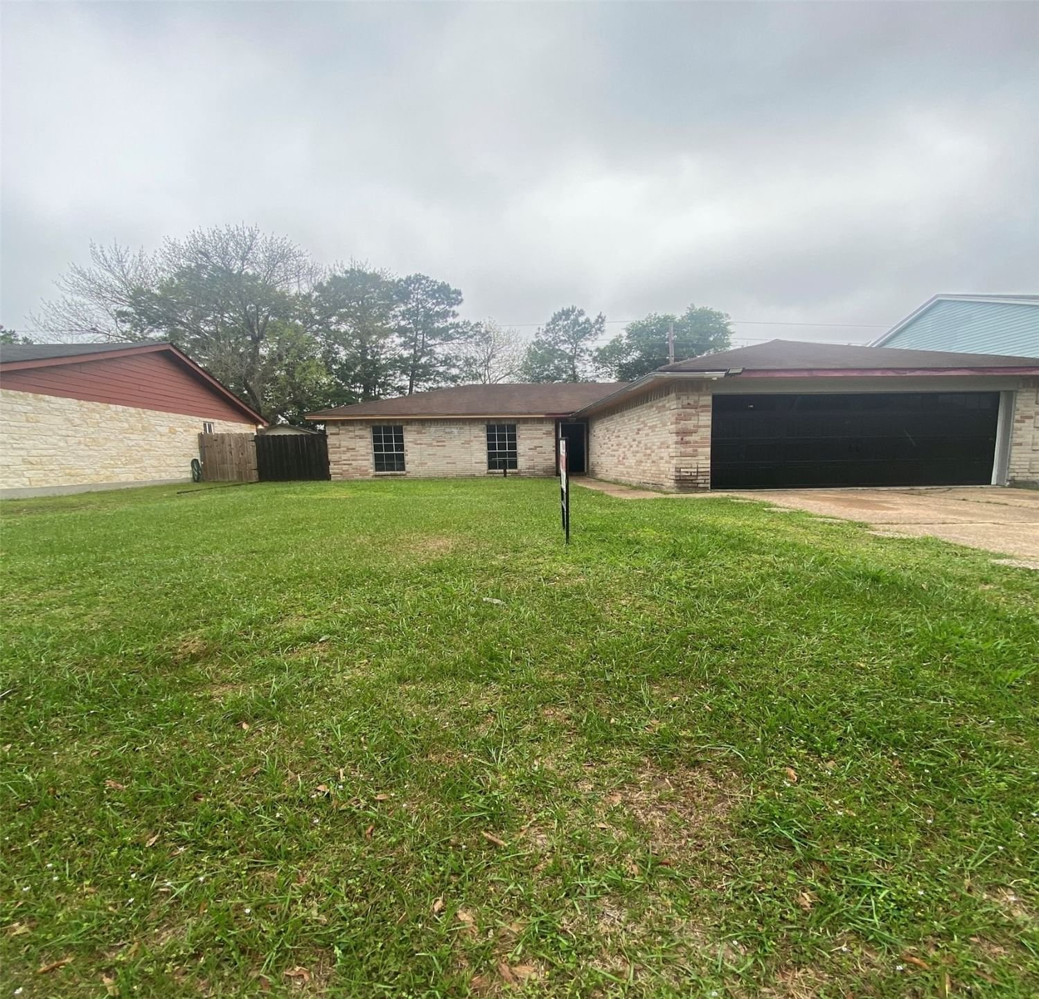 Real estate property located at 12223 Haroldson Forest, Harris, Kings Lake Forest Sec 01 R/P, Houston, TX, US