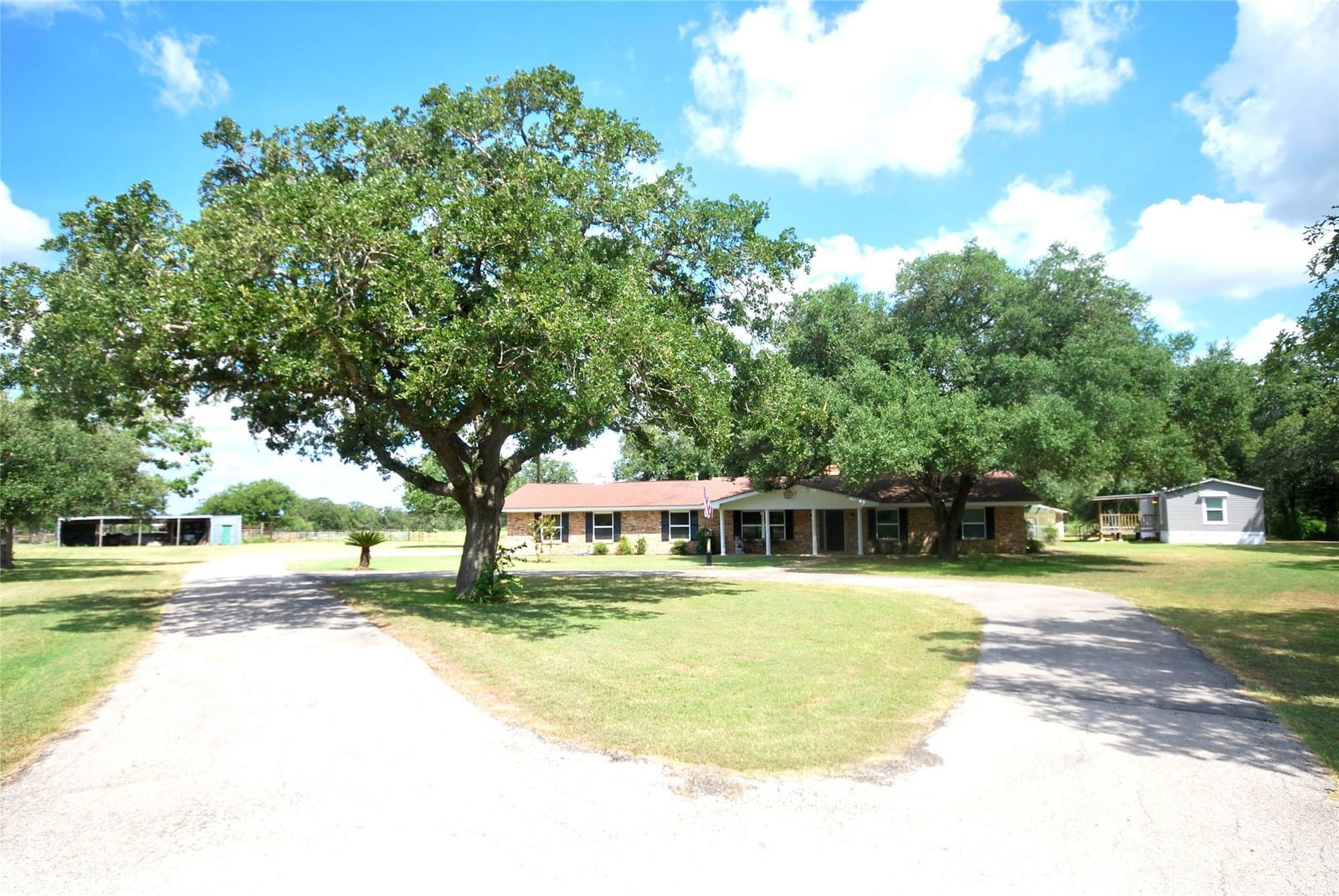 Real estate property located at 1706 Slaughter House, Fayette, M Muldoon League #14 A-76, Flatonia, TX, US
