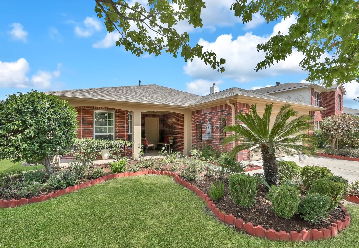 Real estate property located at 9710 Golden Park, Harris, Houston, TX, US