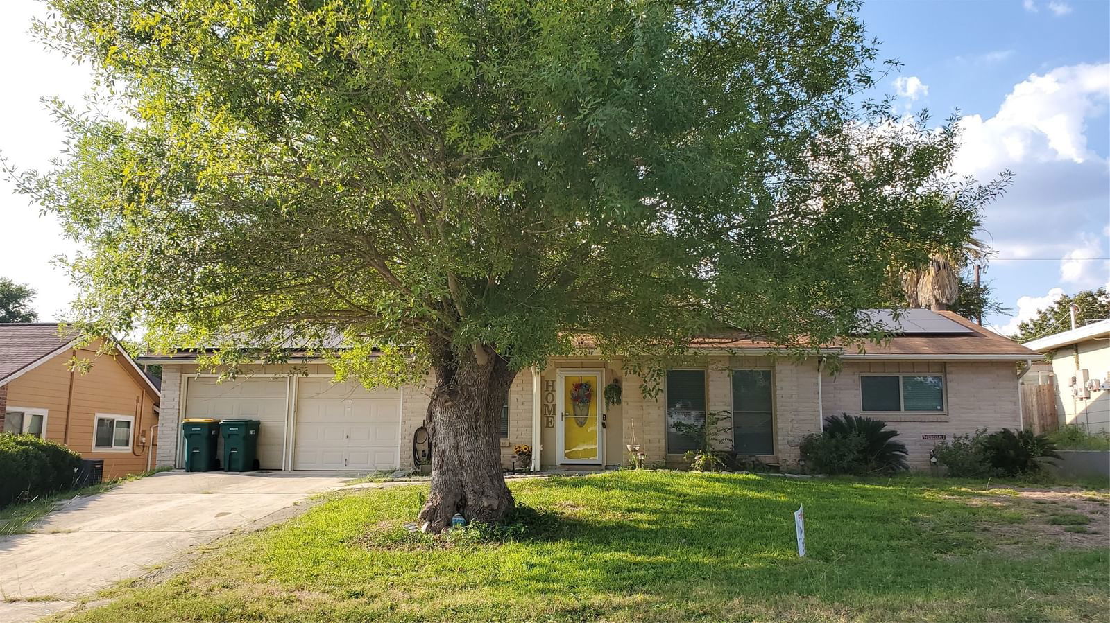 Real estate property located at 217 Whispering Oaks, Bexar, Live Oak Village Un 2, Live Oak, TX, US