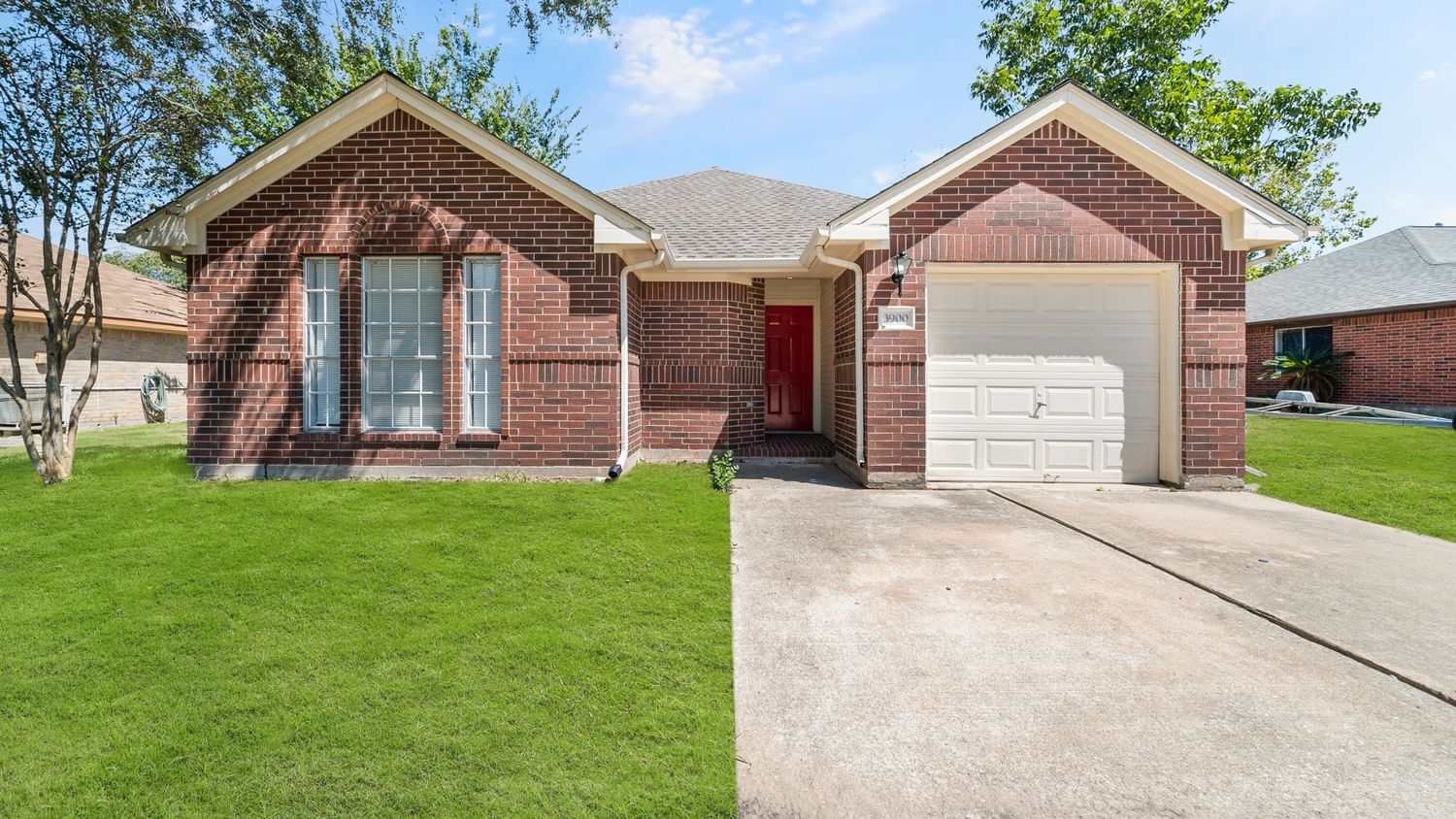 Real estate property located at 3900 Briar Hollow, Galveston, Dickinson, TX, US