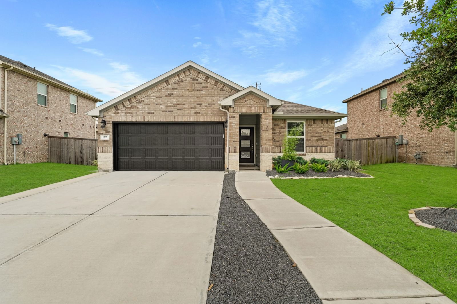 Real estate property located at 1737 Allendale Bluff, Harris, Riverstone Ranch/Clear Crk Sec, Pearland, TX, US