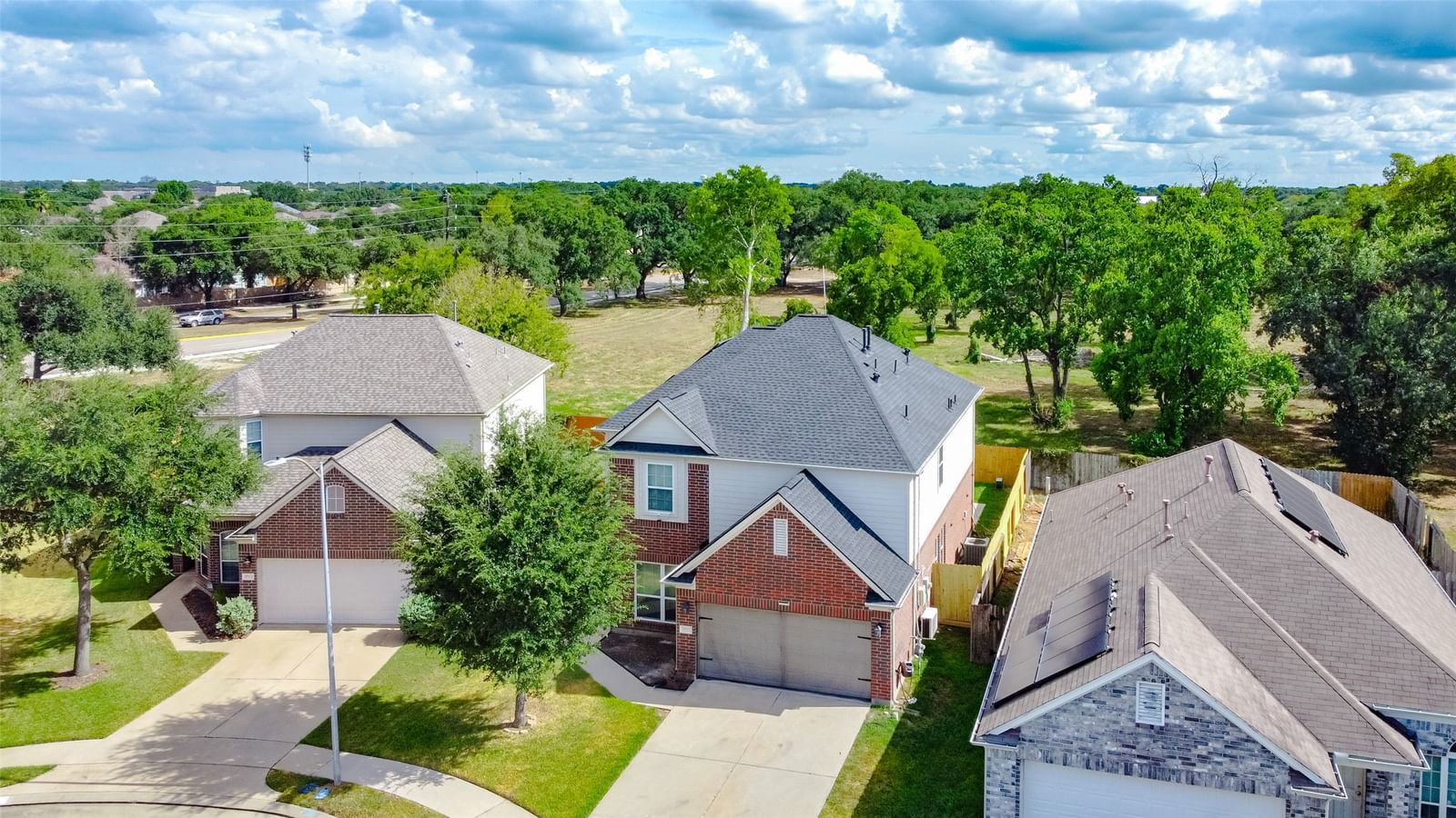 Real estate property located at 19115 Clevera Walk, Harris, Lake Ridge Sec 09, Houston, TX, US