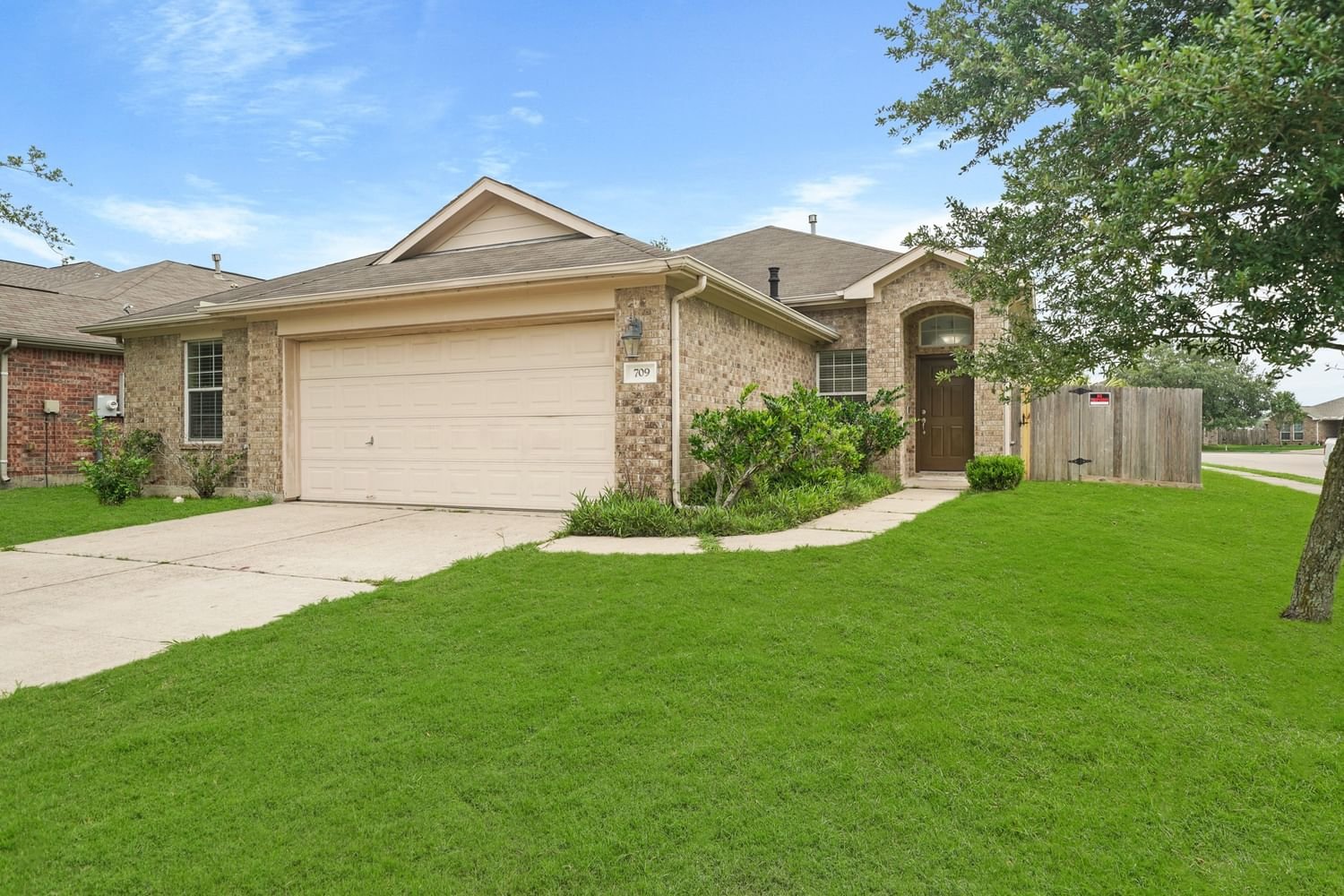 Real estate property located at 709 Elizabeth, Brazoria, Hamilton Square, Alvin, TX, US