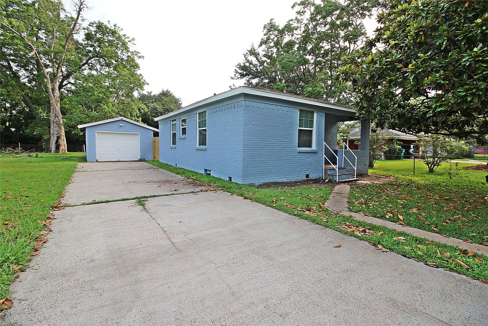 Real estate property located at 2610 Stonewall, Galveston, Cook & Stewart, La Marque, TX, US