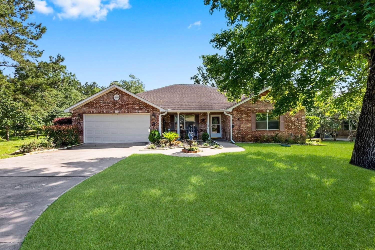 Real estate property located at 650 Lake, Polk, Livingston, TX, US