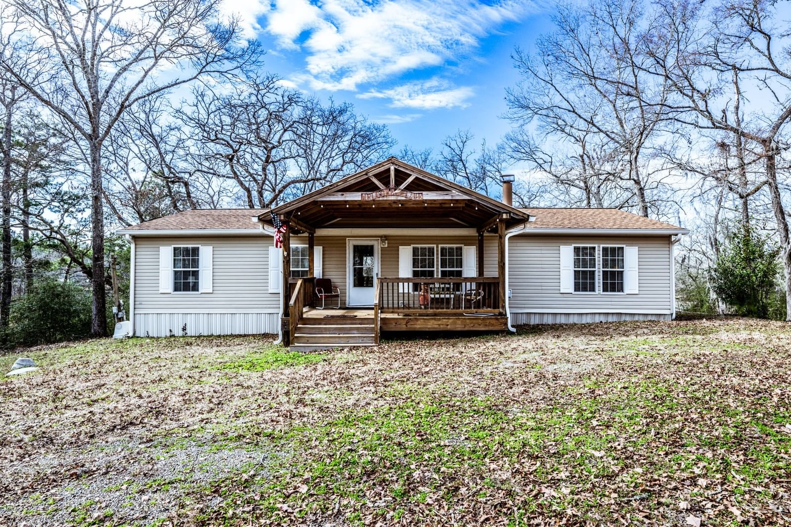 Real estate property located at 221 Chestnut, San Jacinto, Lakeside Village #3, Huntsville, TX, US