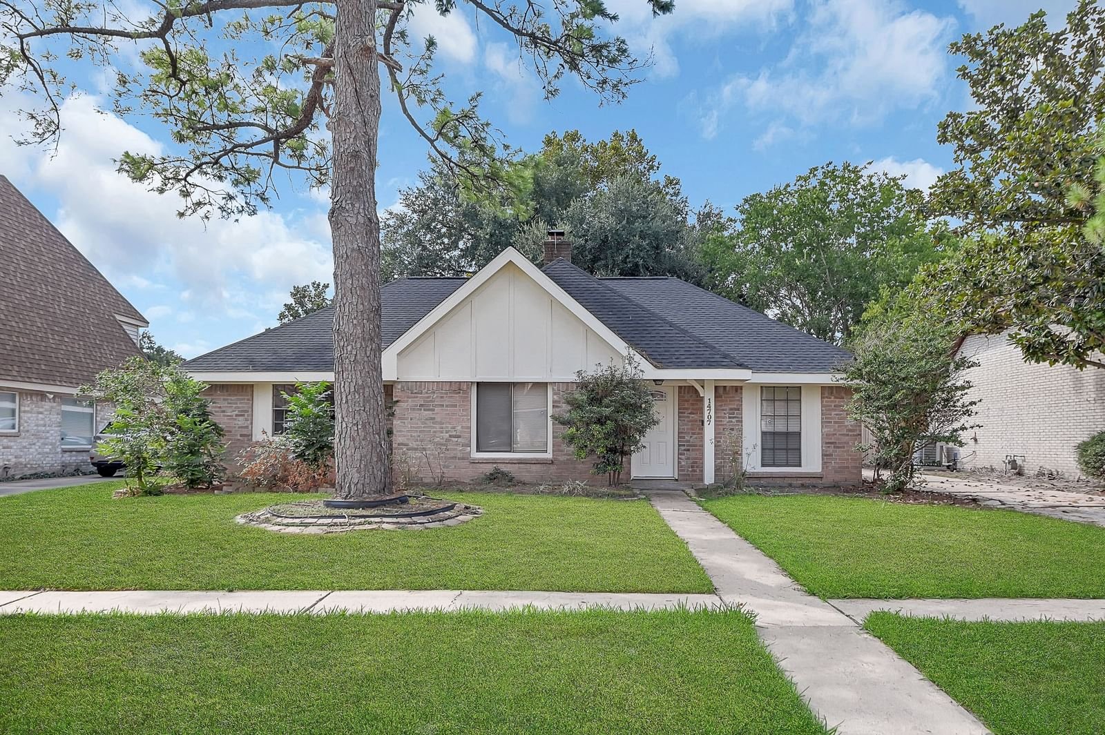 Real estate property located at 14707 Knightsway, Fort Bend, Providence Sec 2, Houston, TX, US