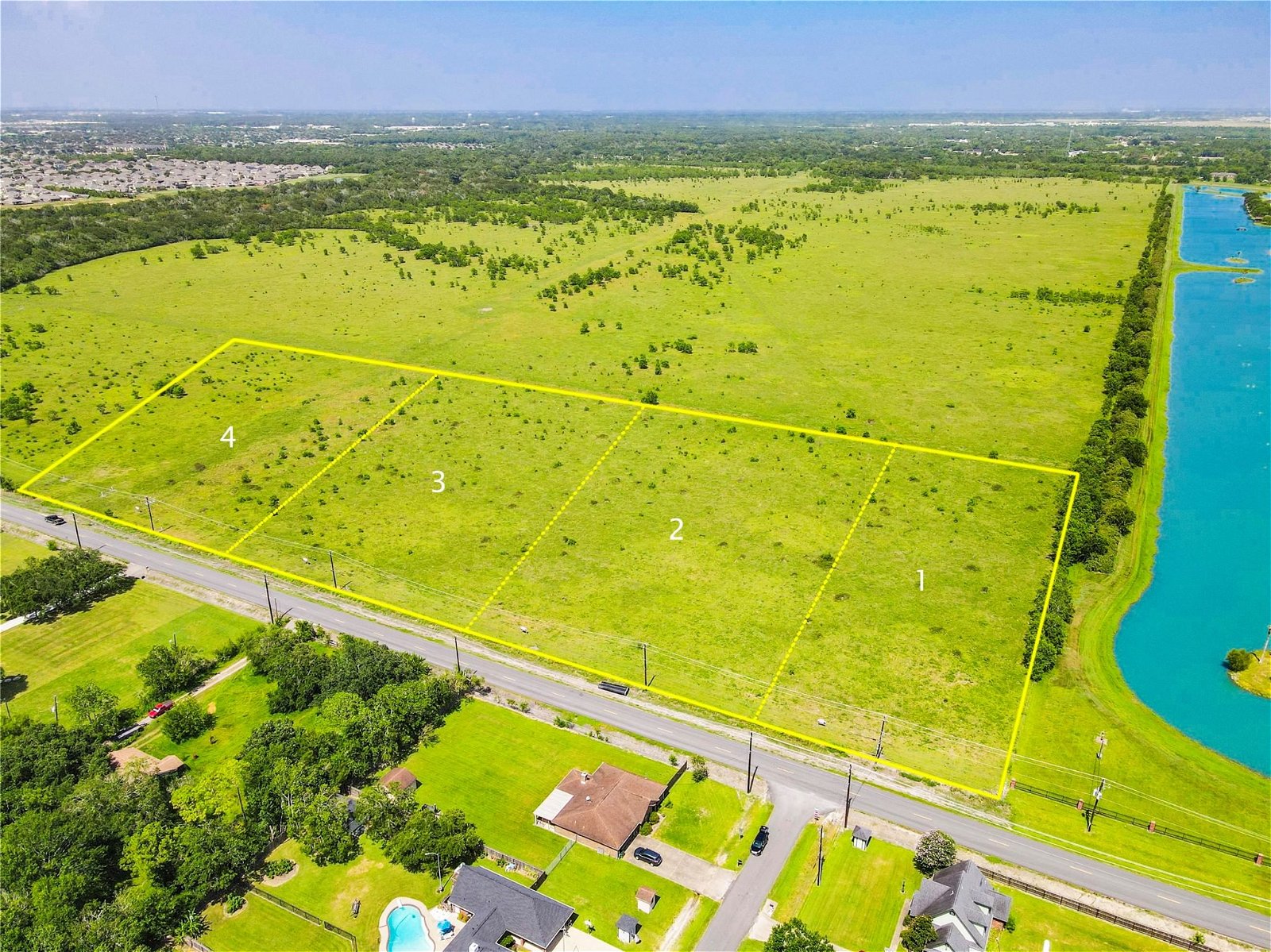 Real estate property located at 1015 Cemetery Rd LOT 4, Galveston, Santa Fe, TX, US