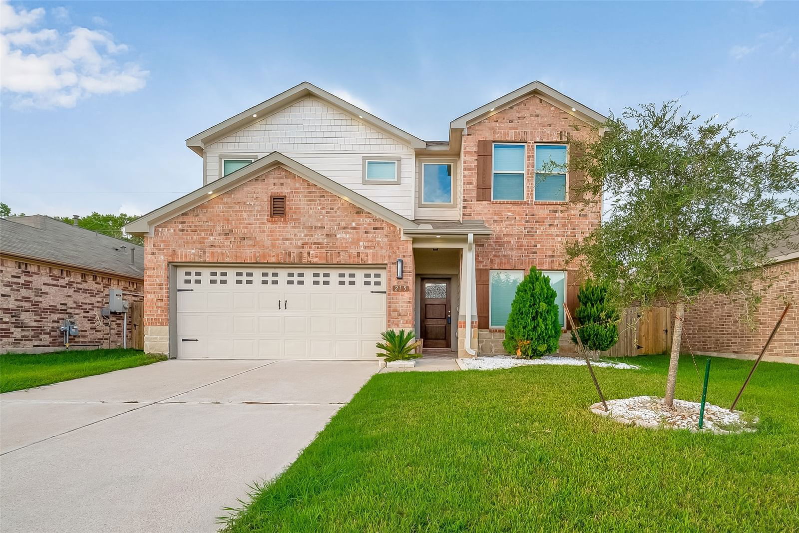 Real estate property located at 215 Murrieta Lane, Fort Bend, Glendale Lakes, Rosharon, TX, US