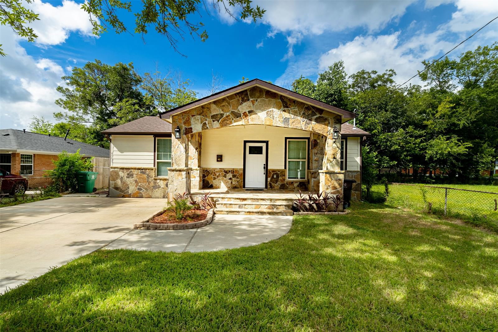 Real estate property located at 4508 Sunflower, Harris, East Sunnyside Court Sec 01, Houston, TX, US