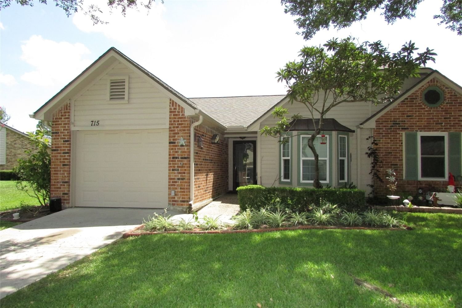 Real estate property located at 715 Country Grove, Brazoria, Pearland, TX, US