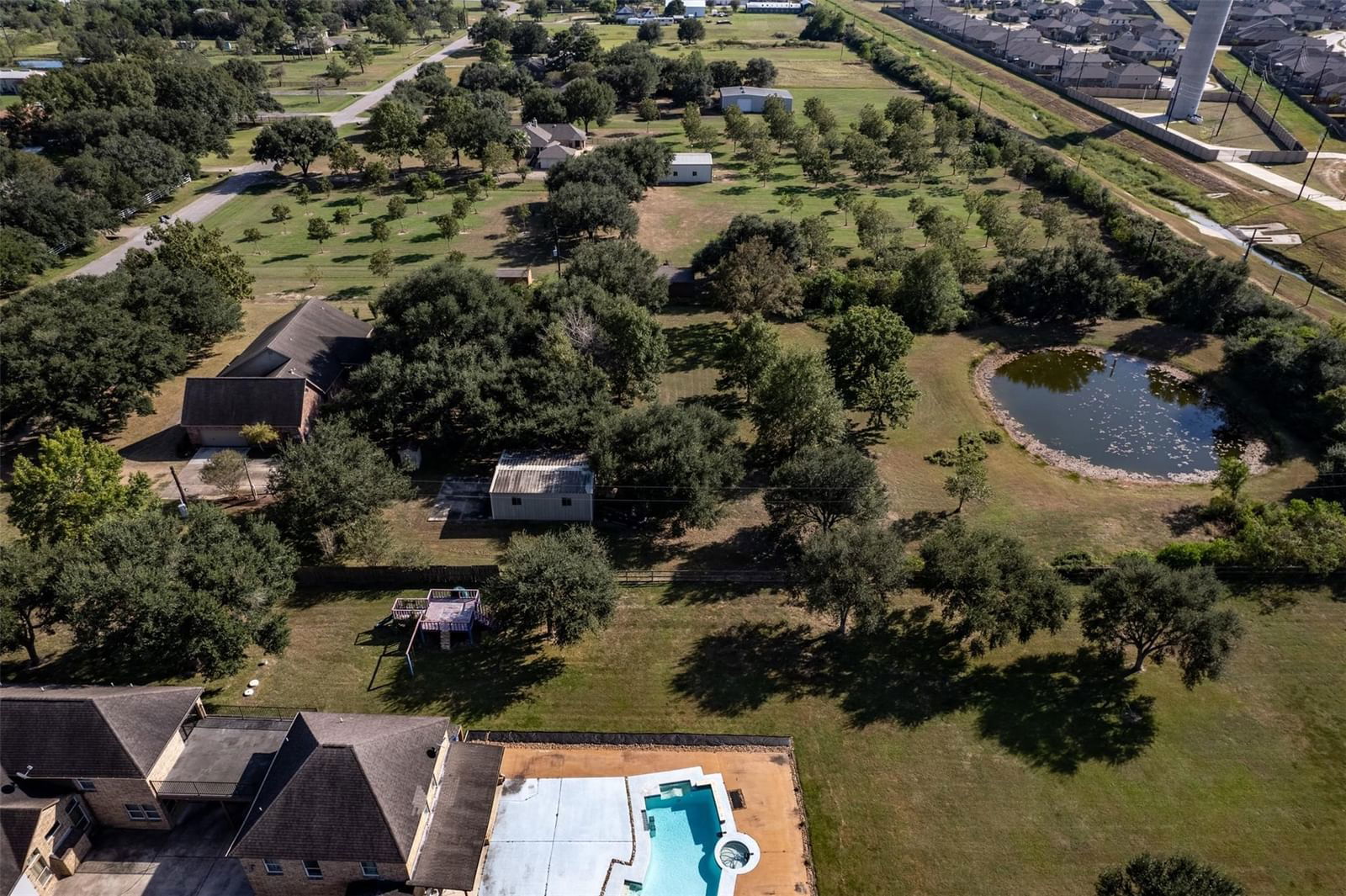 Real estate property located at 10403 Hidden Lake, Fort Bend, Gaston-Fulshear Corp, Richmond, TX, US