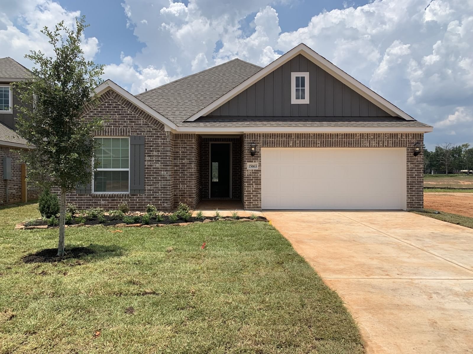 Real estate property located at 15663 Honey Cove, Montgomery, Sweetwater Ridge, Conroe, TX, US