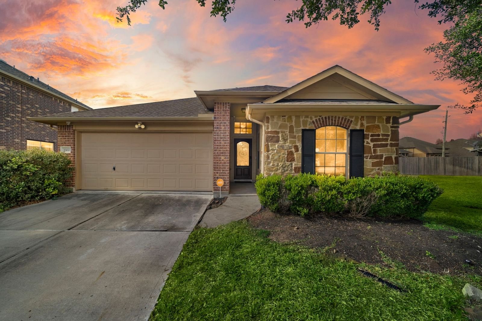 Real estate property located at 3302 Southern Grove, Brazoria, Southern Trails West, Pearland, TX, US