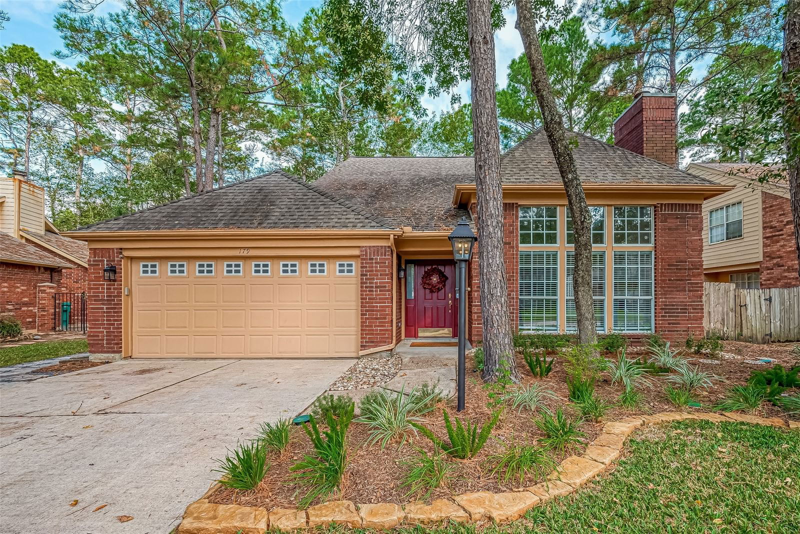 Real estate property located at 179 Village Knoll, Montgomery, Wdlnds Village Cochrans Cr 10, The Woodlands, TX, US