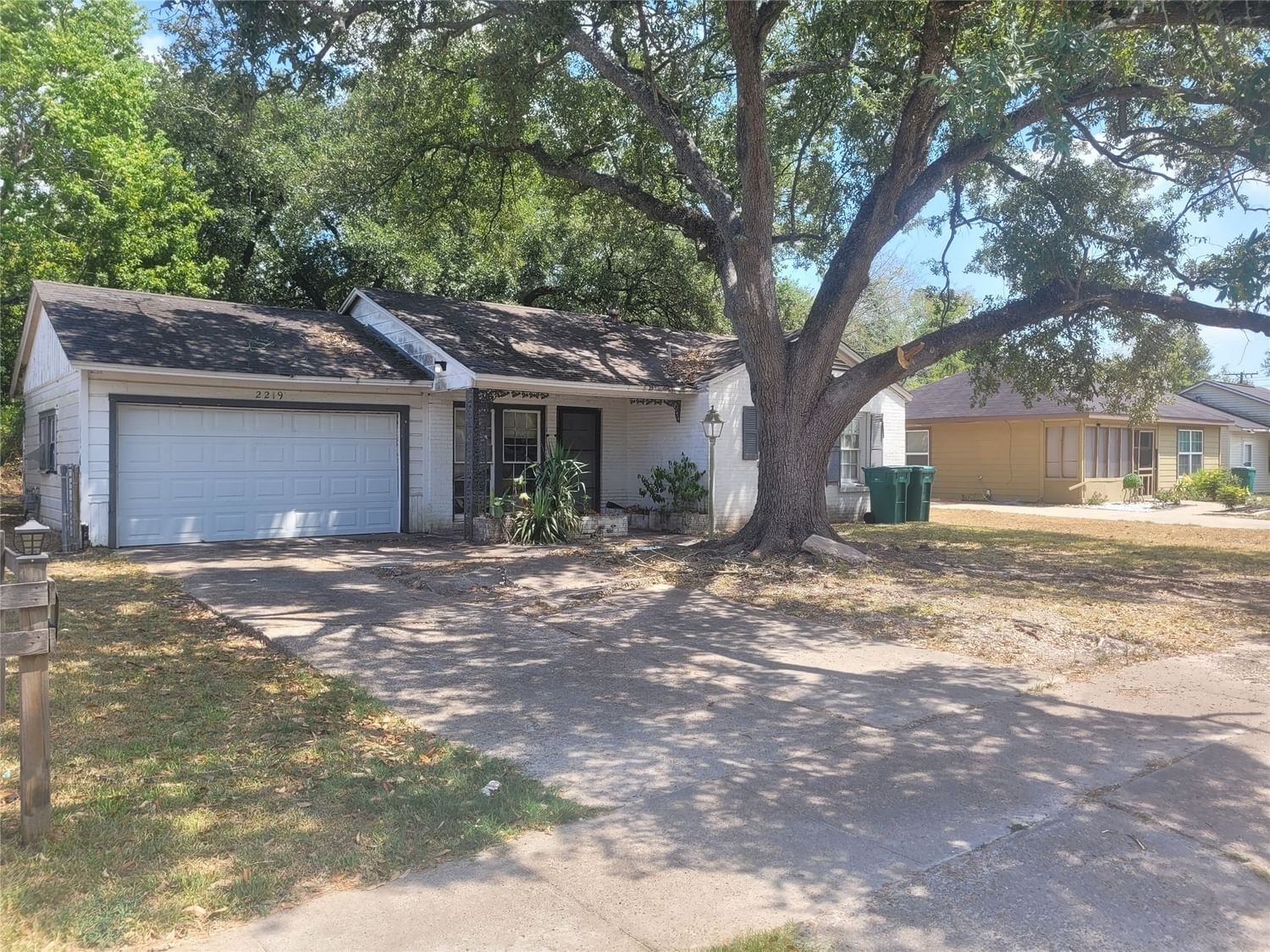 Real estate property located at 2219 Norwood, Orange, Orange, TX, US