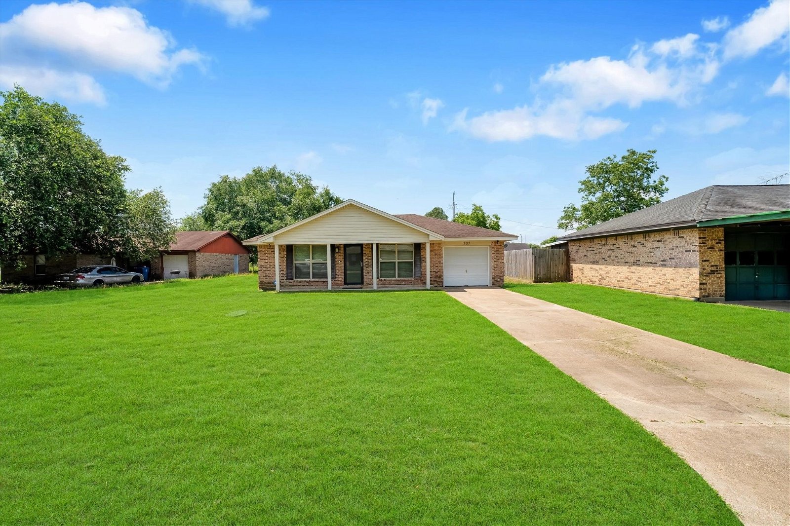 Real estate property located at 707 Pine Terrace, Waller, Prairie View, TX, US