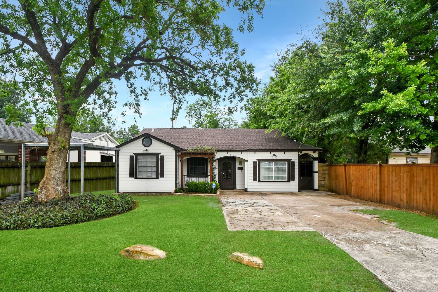 Real estate property located at 106 Sunnyside, Harris, Wildrose Gardens Sec 01 R/P, Houston, TX, US