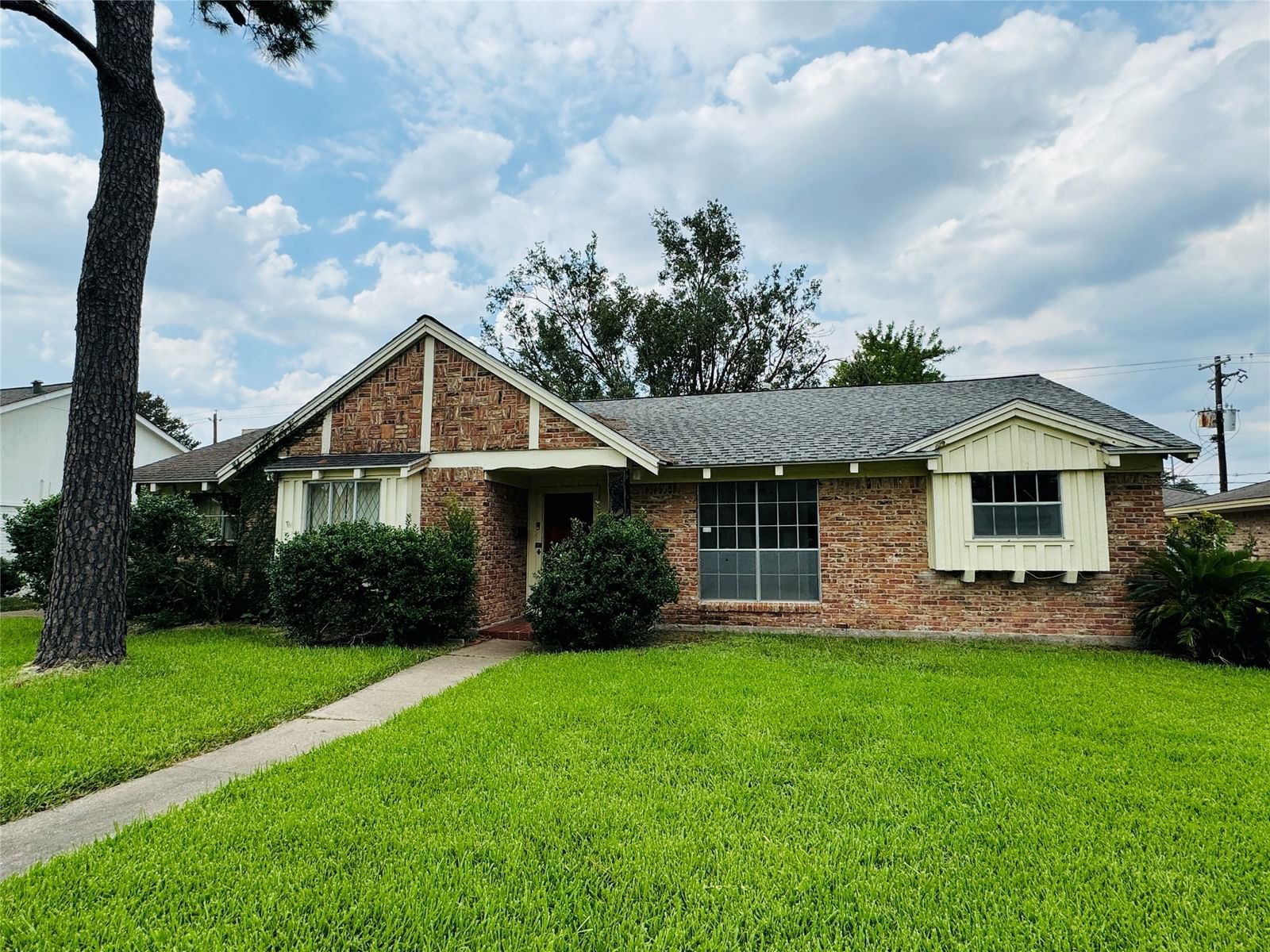 Real estate property located at 5614 Rutherglenn, Harris, Barkley Square South, Houston, TX, US