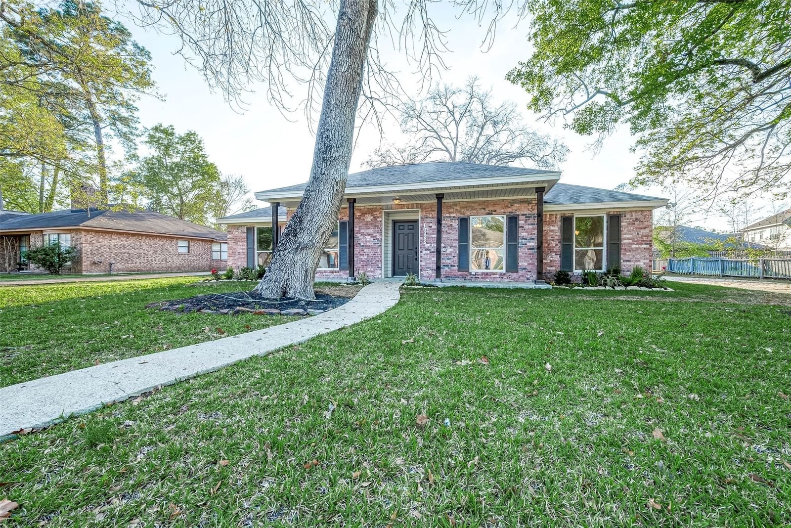 Real estate property located at 15923 Spinnaker, Harris, Newport, Crosby, TX, US