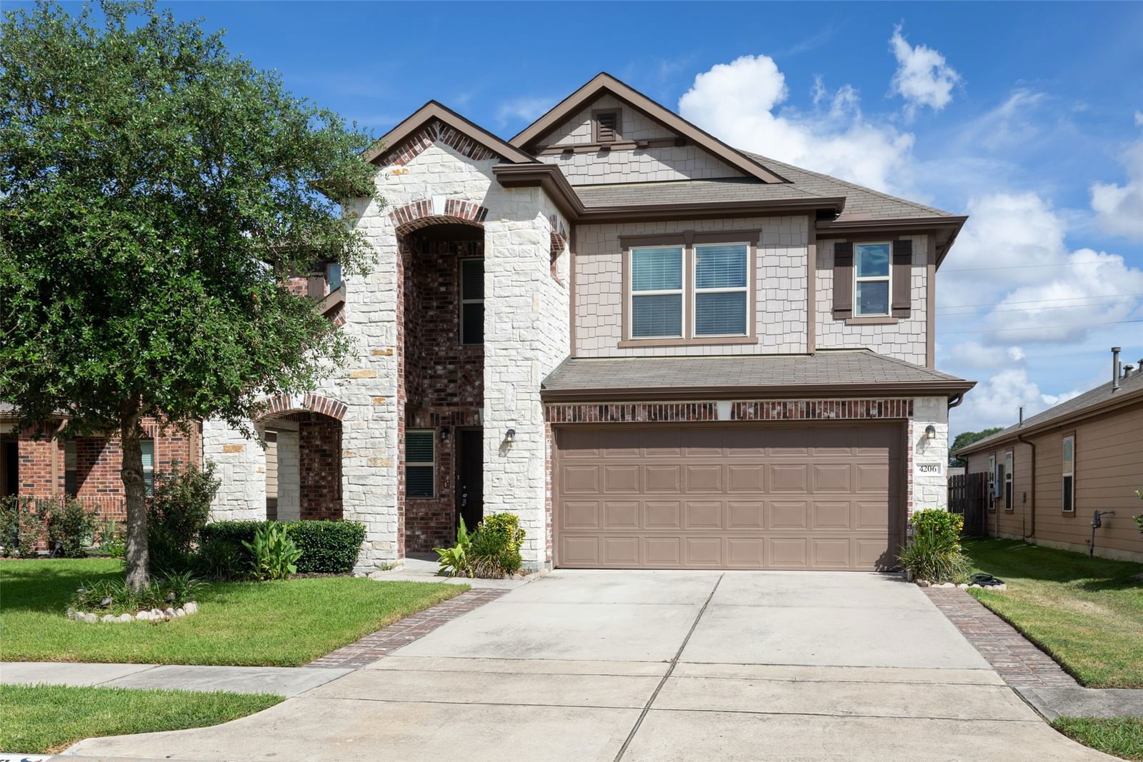 Real estate property located at 4206 Lake Cypress, Harris, Cypress Crk Xing Sec 2, Houston, TX, US