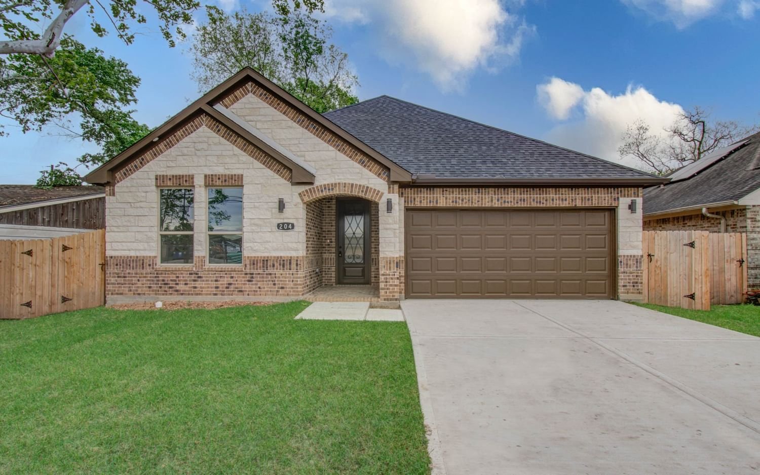Real estate property located at 204 Georgia, Harris, South Houston, South Houston, TX, US
