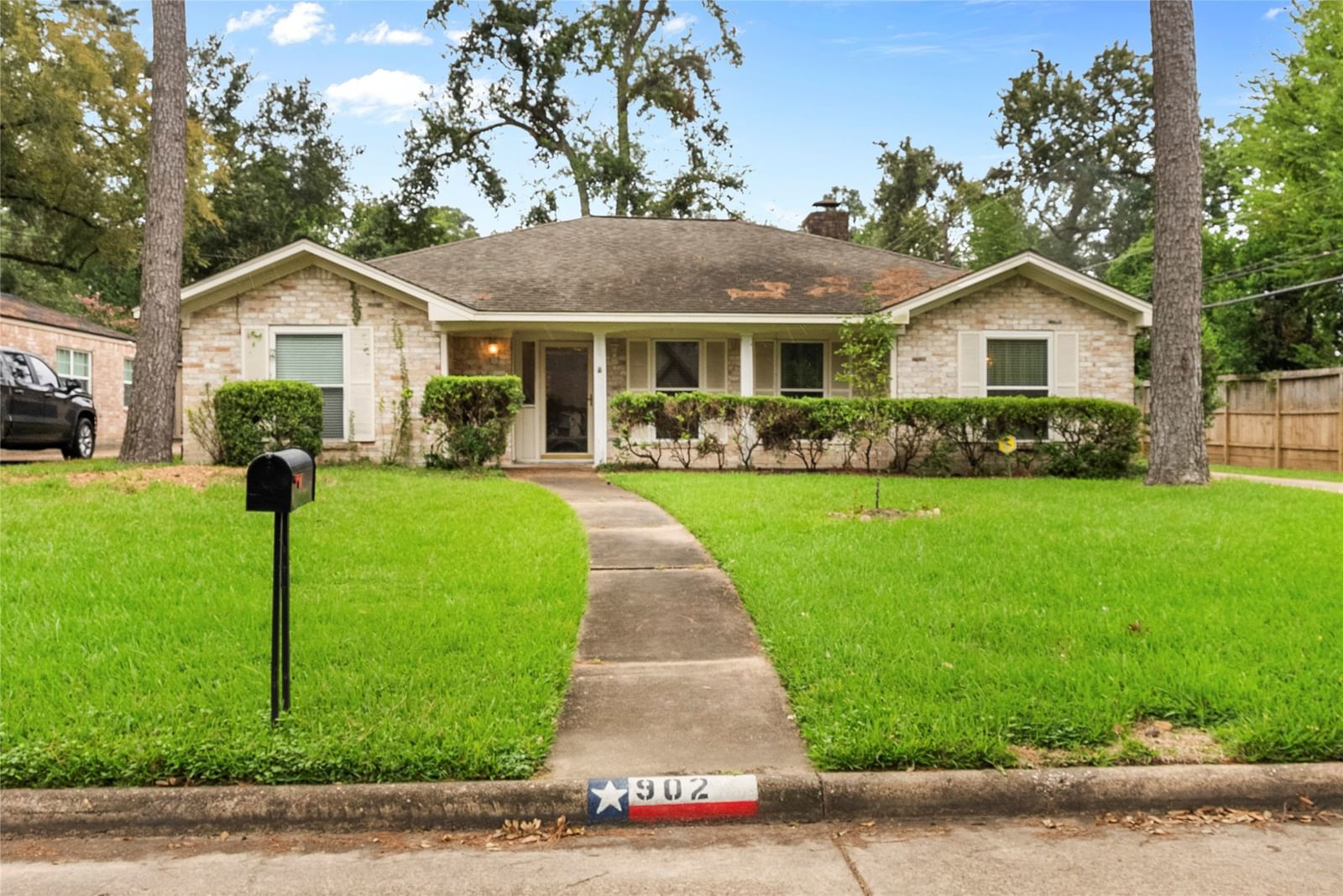 Real estate property located at 902 Calderwood, Harris, Inverness Forest Sec 02, Houston, TX, US