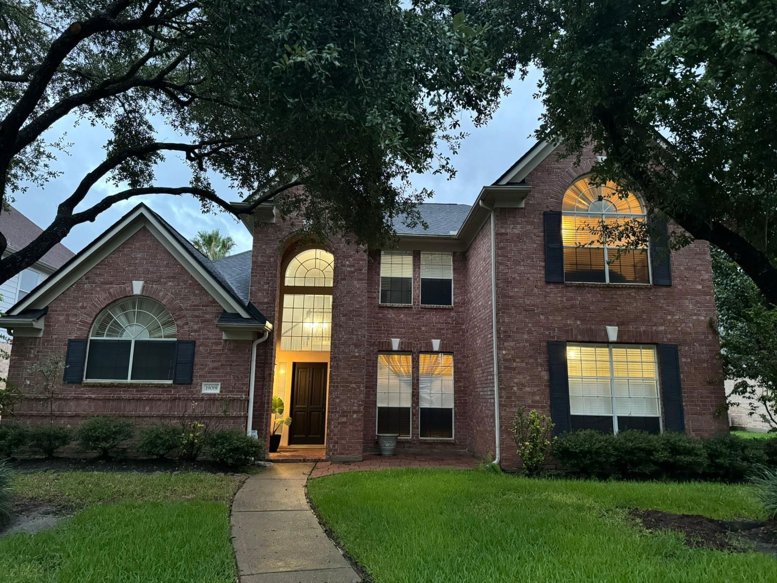 Real estate property located at 19019 Fern Shadows, Harris, Oak Ridge Place, Houston, TX, US