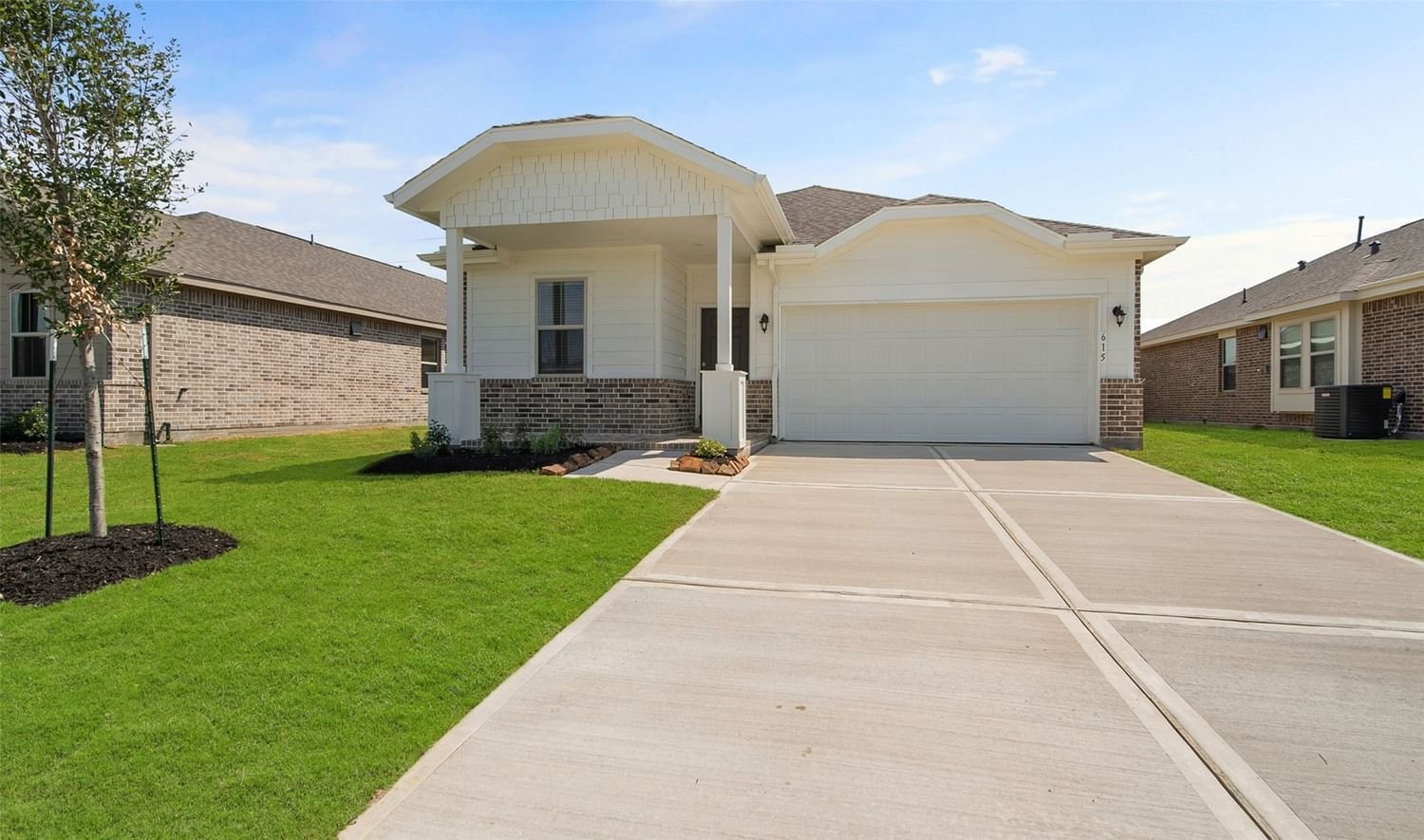 Real estate property located at 615 Lost Creek, Chambers, Raintree, Baytown, TX, US
