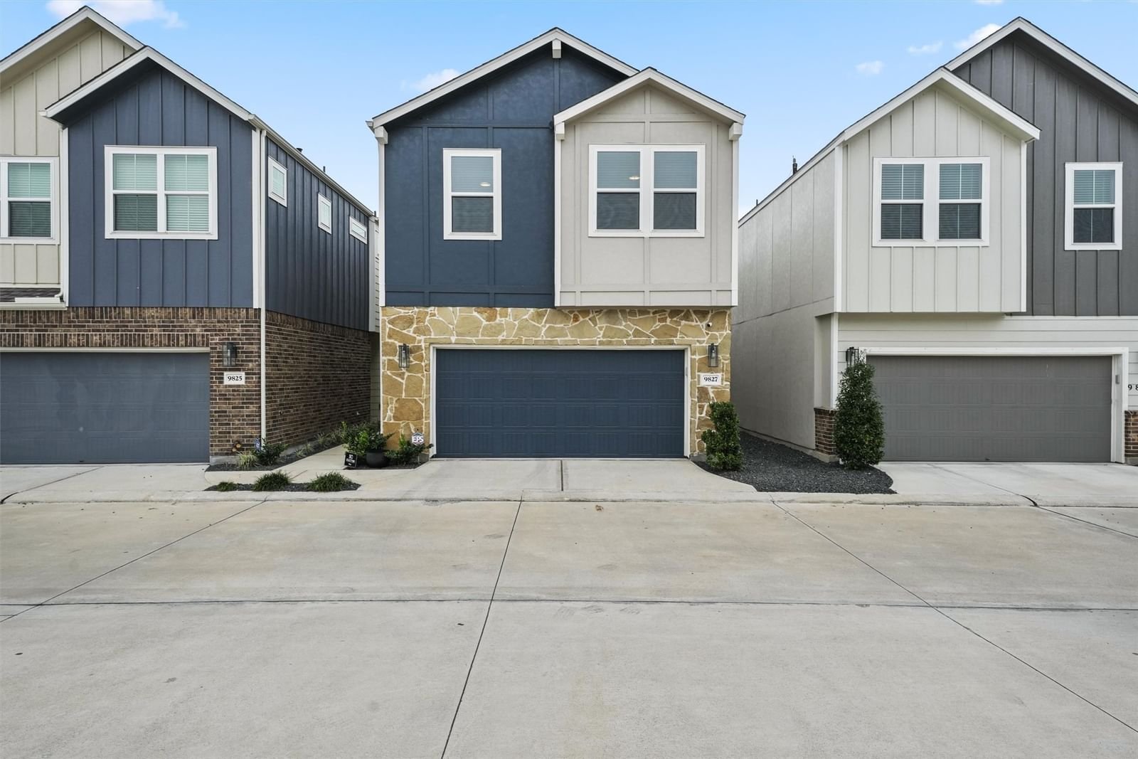 Real estate property located at 9827 Prairie Garden, Harris, Spring Brook Village, Houston, TX, US