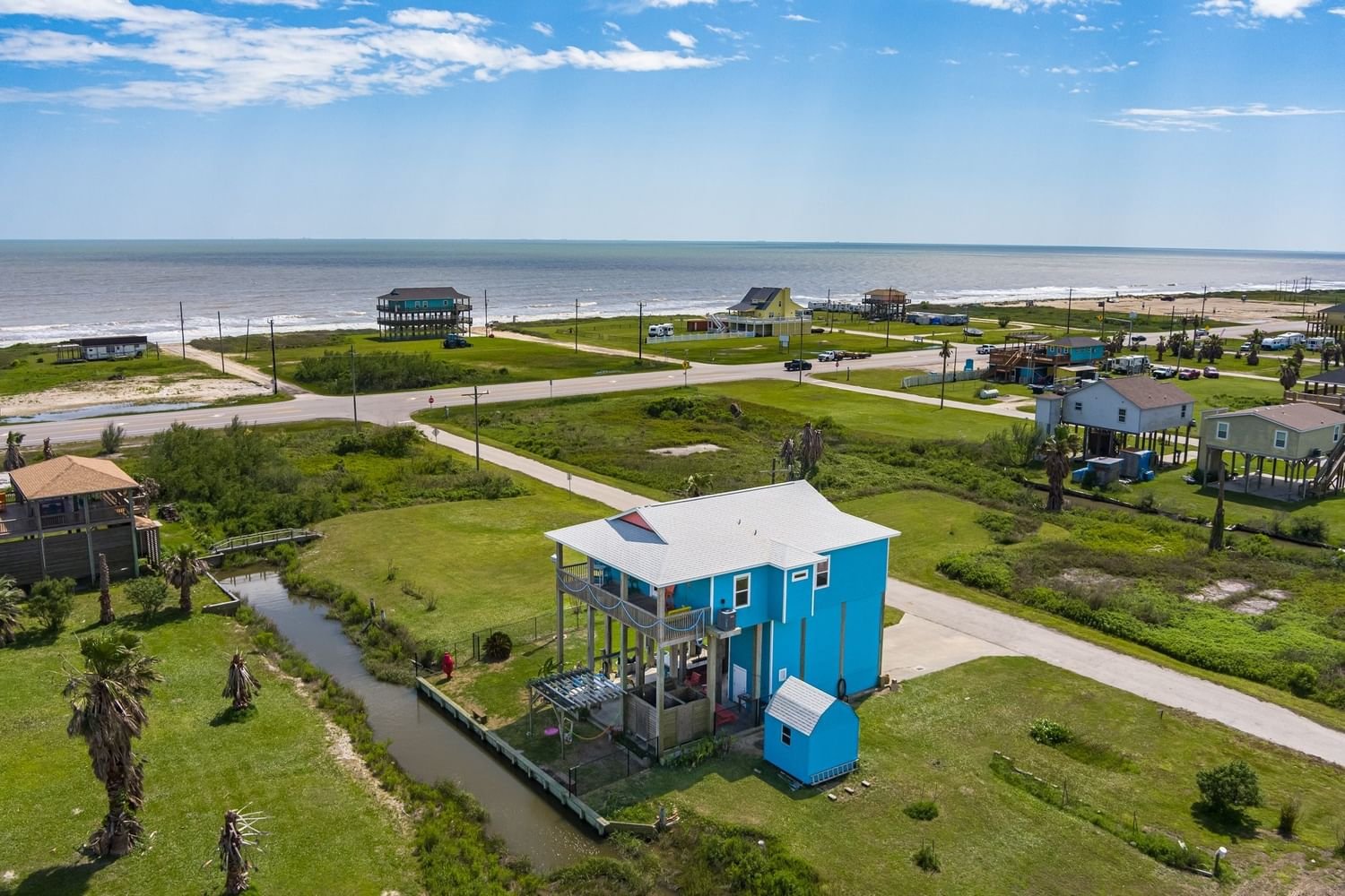 Real estate property located at 1024 Mae, Galveston, Gilchrist, TX, US