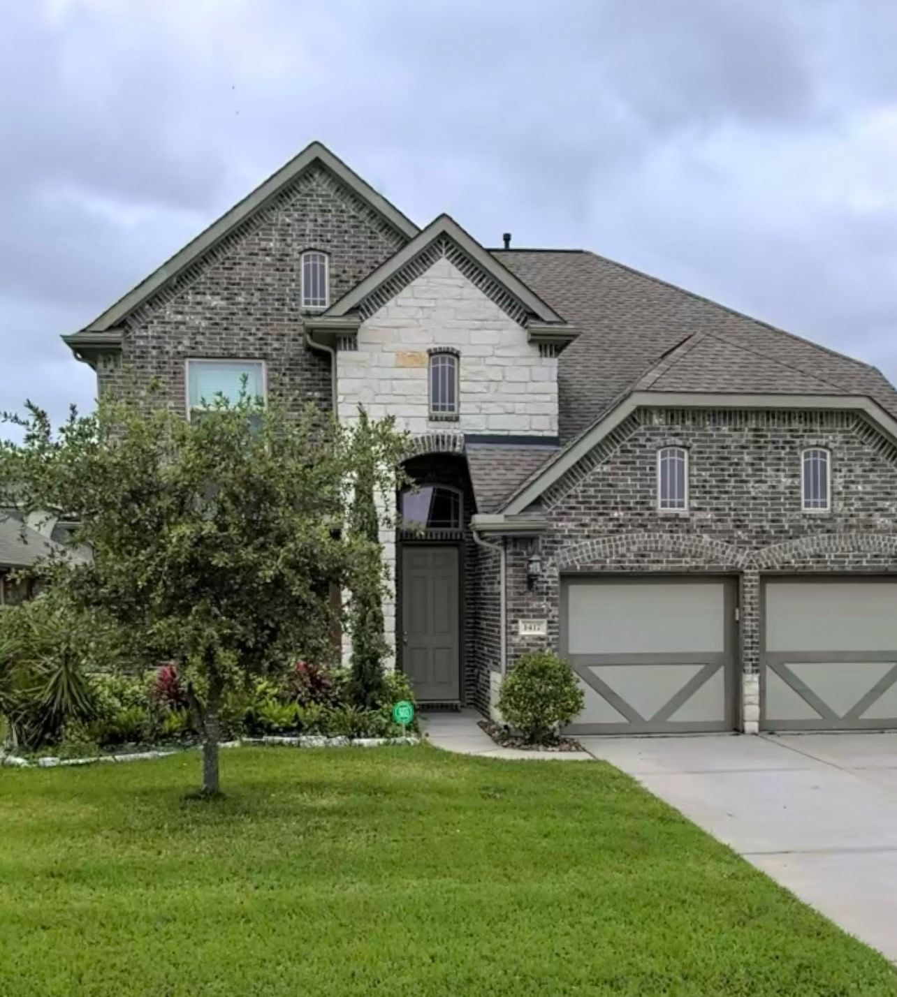 Real estate property located at 1417 Nacogdoches Valley, Galveston, Hidden Lakes Sec 3 Ph 1 2014, League City, TX, US