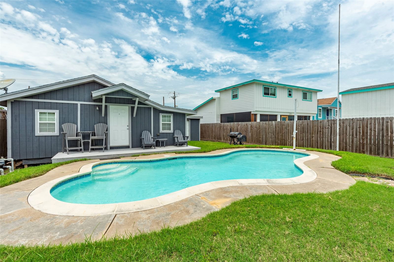 Real estate property located at 5819 Avenue R, Galveston, Kinkead Add, Galveston, TX, US