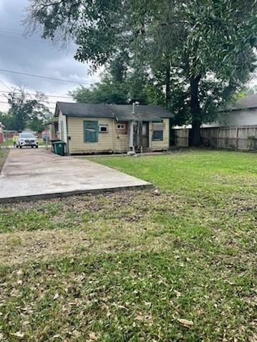 Real estate property located at 9705 Peachtree, Harris, North Shadydale Ext Sec 01, Houston, TX, US